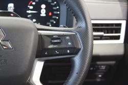 2025 Mitsubishi Outlander LS