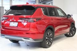 2025 Mitsubishi Outlander LS