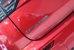 2025 Mitsubishi Outlander LS