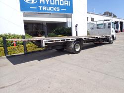 2017 ISUZU FRR 107-210 WHITE