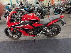 2017 Honda CBR300R ABS (CBR300RA) CBR Red