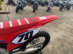 2023 Honda CRF250R Red