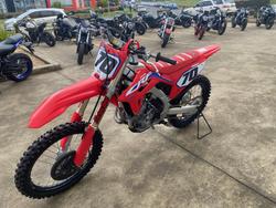 2023 Honda CRF250R Red