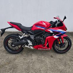 Honda CBR650R E-Clutch