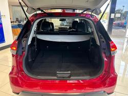 2020 Nissan
                X-TRAIL ST-L
