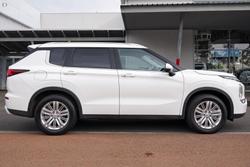 2025 Mitsubishi Outlander LS ZM MY24 White