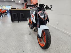 2018 Ktm 1290 SUPER DUKE R White