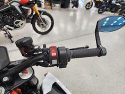 2018 Ktm 1290 SUPER DUKE R White