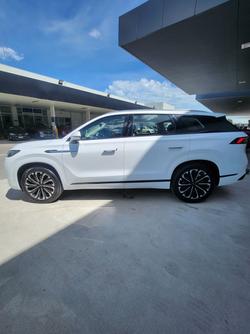 2025 Jaecoo J8 Track