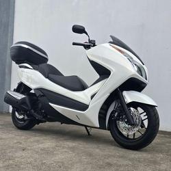 2017 Honda Forza 300 (NSS300) Forza White