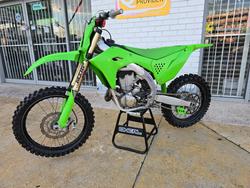 2024 Kawasaki KX450 Green