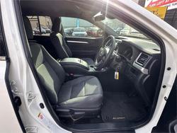 2019 TOYOTA
KLUGER GX (4x2)
