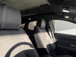 2024 Jaguar E-PACE P250 R-Dynamic SE