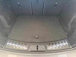 2024 Jaguar E-PACE P250 R-Dynamic SE