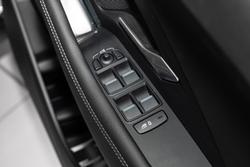 2024 Jaguar E-PACE P250 R-Dynamic SE