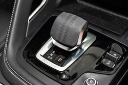 2024 Jaguar E-PACE P250 R-Dynamic SE