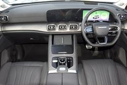 2025 Jaecoo J8 Track