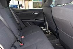 2024 Toyota Camry Ascent AXVH80R SILVER