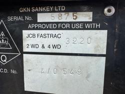 2005 JCB 3220