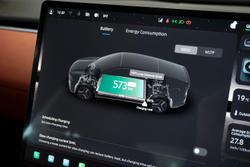 2025 Deepal E07 Performance