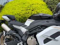 2025 CFMOTO 2025 CF MOTO 500CC 500SR VOOM ABS NEBULA WHITE
