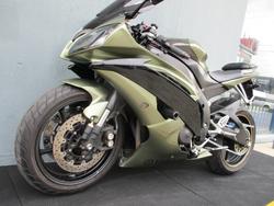 2010 Yamaha YZF-R6 GREEN