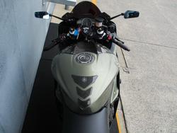2010 Yamaha YZF-R6 GREEN