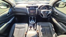 2017 Nissan
Navara ST-X N-SPORT Black Edition