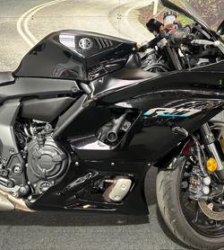 2022 Yamaha YZF-R7HO Black