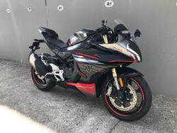 2024 CFMOTO
450SR ABS