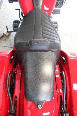 2025 Harley-davidson FLTRXSTSE CVO RD GLIDE ST 121 RED