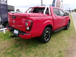 2021 Nissan
                Navara ST-X