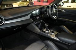 2023 Alfa Romeo Giulia Veloce