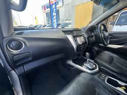 2017 Nissan Navara ST-X