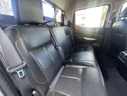 2017 Nissan Navara ST-X