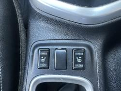 2017 Nissan Navara ST-X