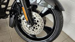 2004 Harley-Davidson Road King 1450 (FLHR) Touring Black