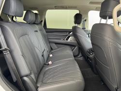 2025 LDV D90 Executive