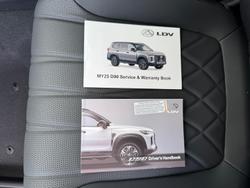 2025 LDV D90 Executive