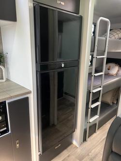 2025 Design RV Crx F2-6 21'10'' Bunks