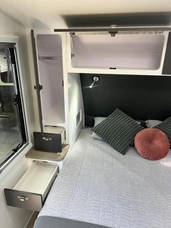 2025 Design RV Crx F2-6 21'10'' Bunks
