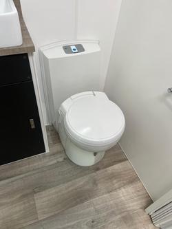 2025 Design RV Crx F2-6 21'10'' Bunks