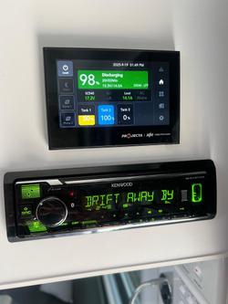 2025 Design RV Crx F2-6 21'10'' Bunks