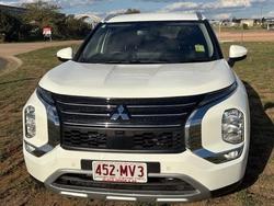 2025 Mitsubishi Outlander LS