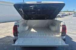 2020 Toyota Hilux SR