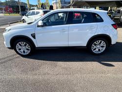 2023 Mitsubishi
ASX ES