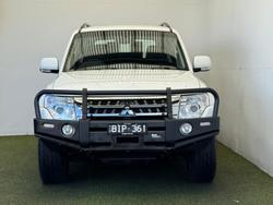 2020 Mitsubishi
Pajero GLX