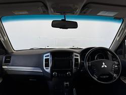 2020 Mitsubishi
Pajero GLX