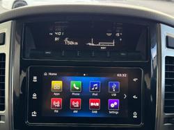 2020 Mitsubishi
Pajero GLX
