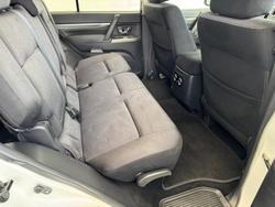 2020 Mitsubishi
Pajero GLX